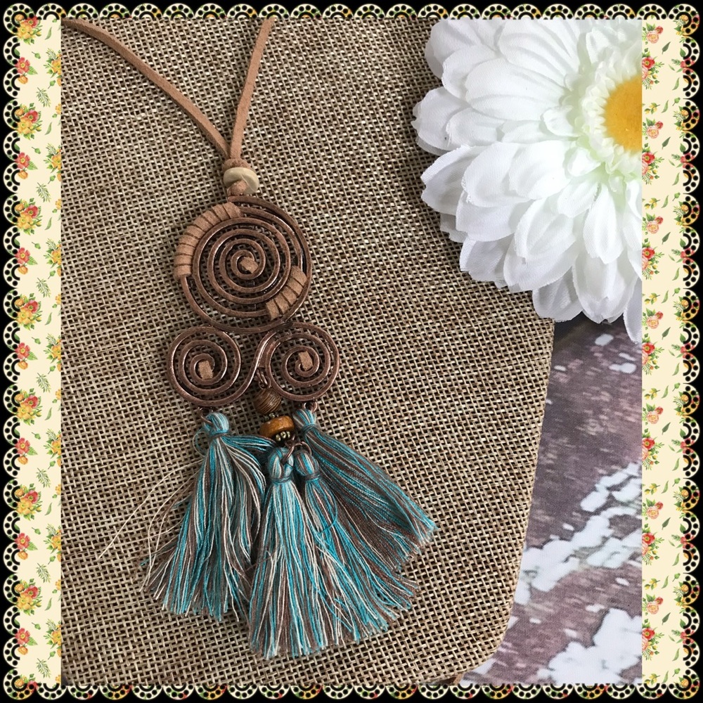 💗Boho style necklace 💗 - Picture 2 of 4